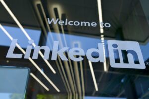 Using Your LinkedIn Account For Traffic Generation