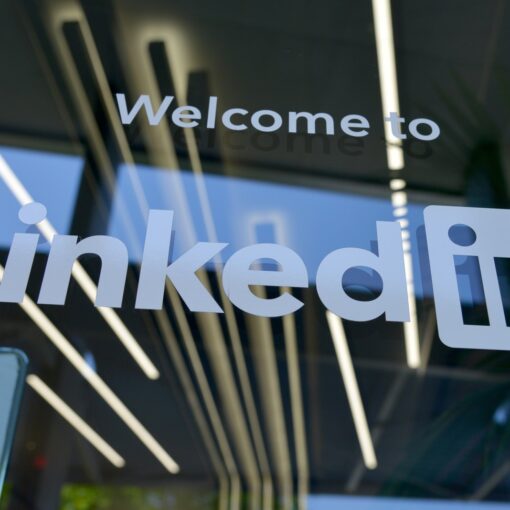 Using Your LinkedIn Account For Traffic Generation