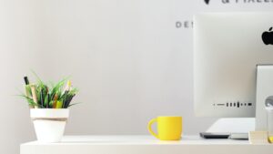 The Computers and Work Space Setup for New Internet Marketers